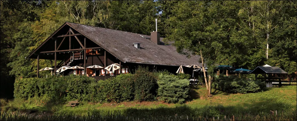 Außenansicht der Fischerhütte